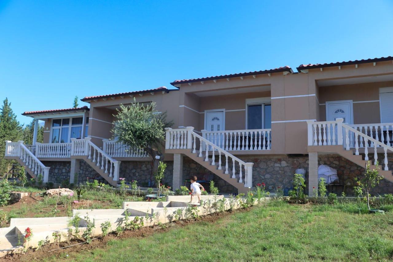Essos Villas Dhërmi Exterior foto