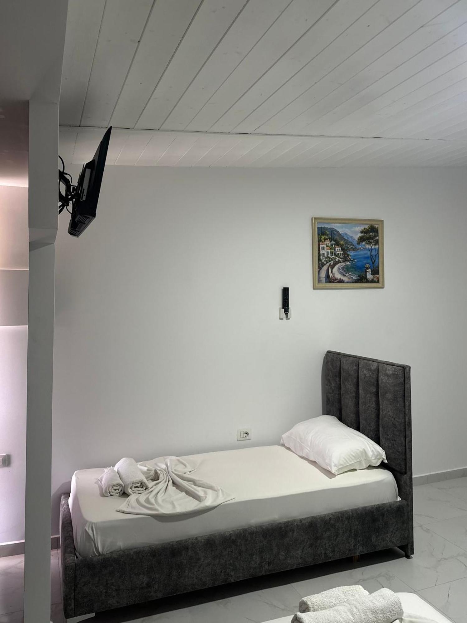 Essos Villas Dhërmi Exterior foto