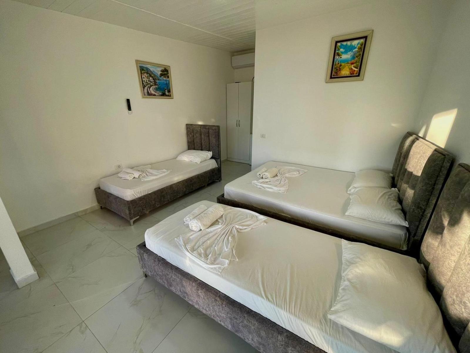 Essos Villas Dhërmi Exterior foto