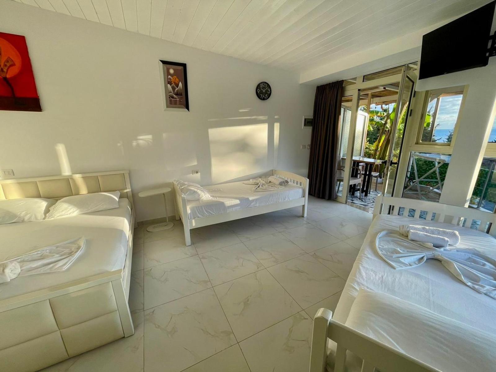 Essos Villas Dhërmi Exterior foto