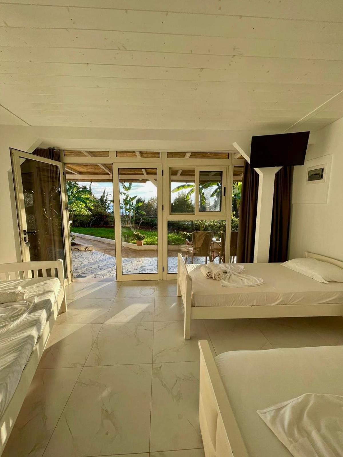 Essos Villas Dhërmi Exterior foto