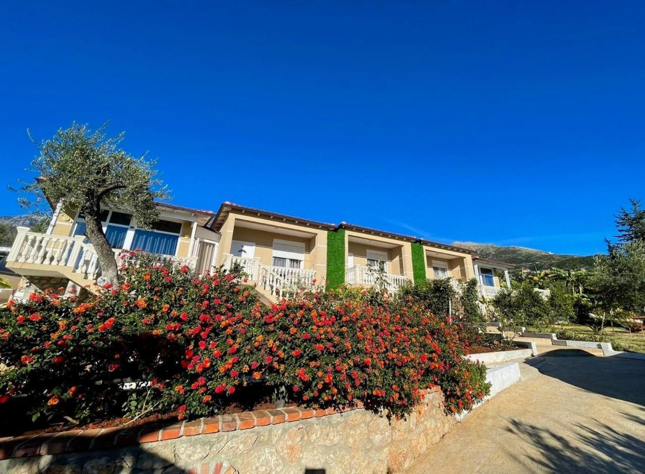 Essos Villas Dhërmi Exterior foto